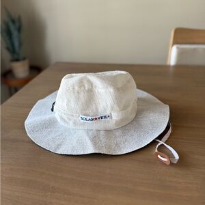 Solar Veil Women's light weight white Sun Hat